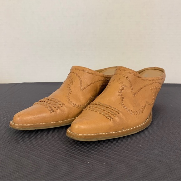 white mountain leather shoes